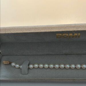 Cultured Pearl bracelet 7” long, Bomi Jewelers Buffalo NY
